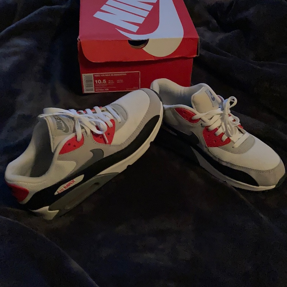 Nike air max 90 essential